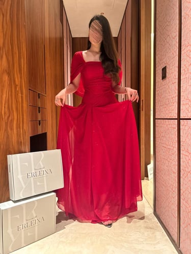 فستان ستريك احمر