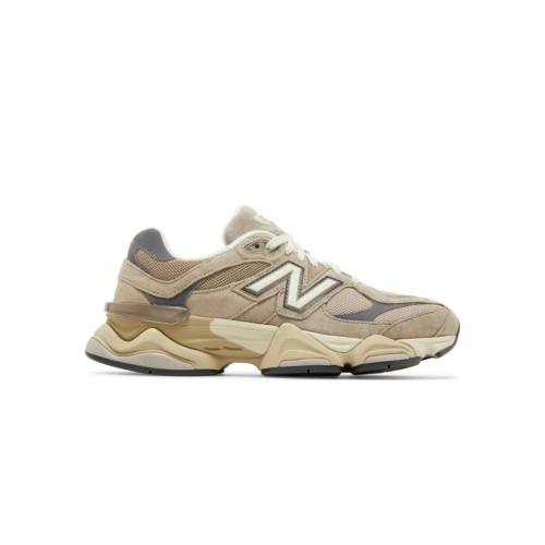 9060 'Driftwood Castlerock'