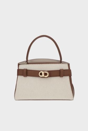 شنطة تشارلز اند كيث |