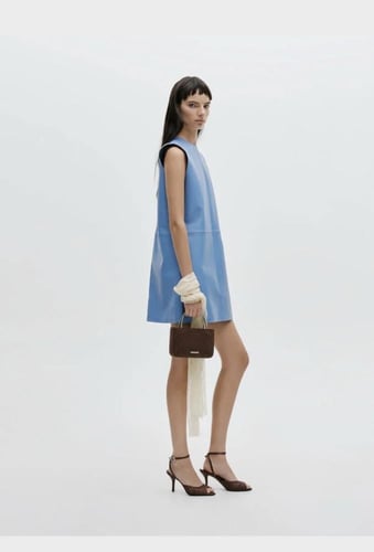 شنطة تشارلز اند كيث |