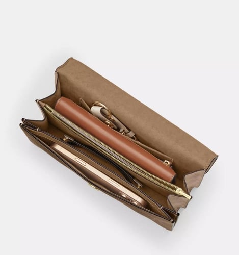 شنطة كوتش | Coach