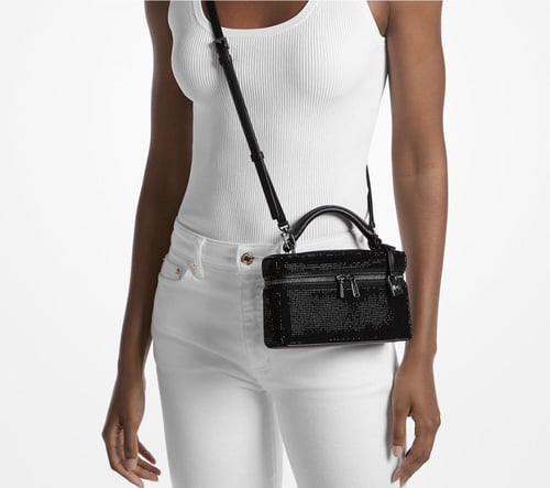 شنطة مايكل كورس |