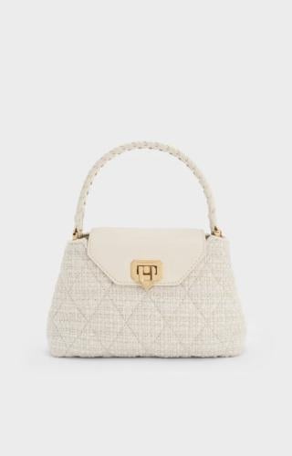 شنطة تشارلز اند كيث |