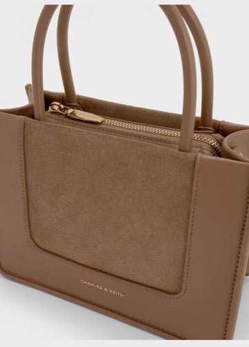 شنطة تشارلز اند كيث |