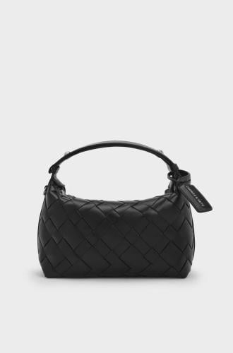 شنطة تشارلز اند كيث |