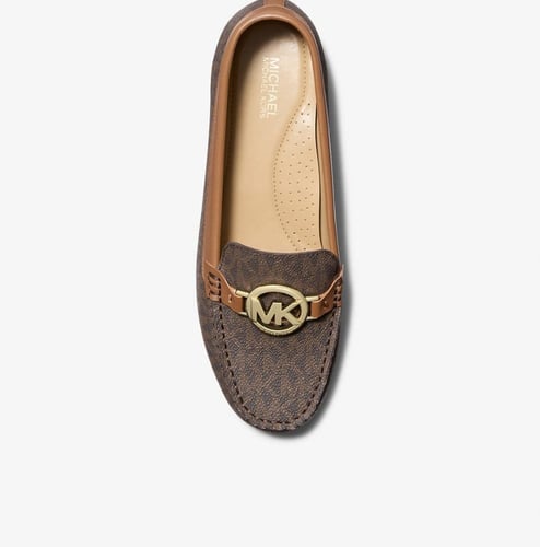 فلات مايكل كورس |