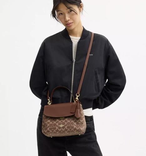 شنطة كوتش | Coach