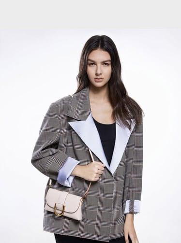 شنطة تشارلز اند كيث |