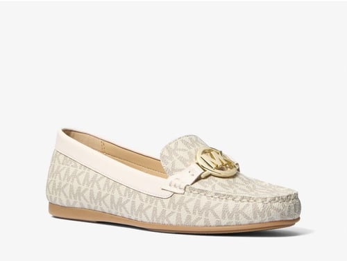 فلات مايكل كورس |