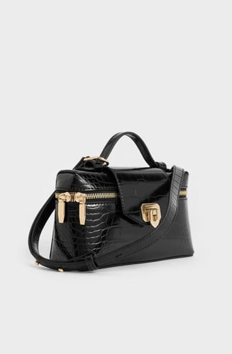 شنطة تشارلز اند كيث