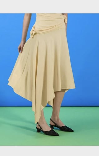 كعب تشارلز اند كيث |