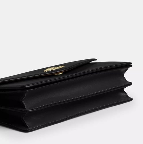 شنطة كوتش | Coach