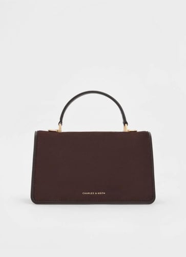 شنطة تشارلز اند كيث |