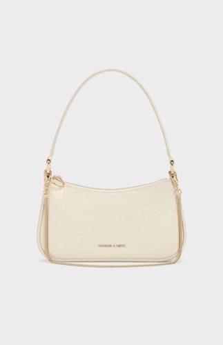 شنطة تشارلز اند كيث |