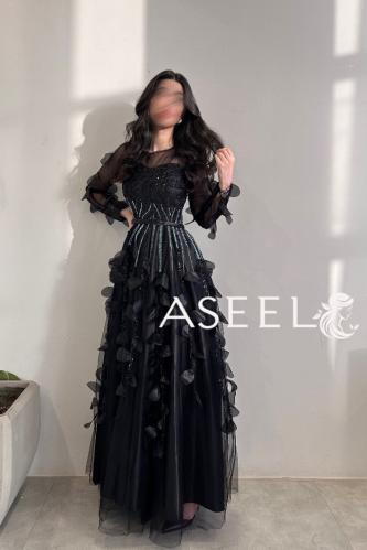 فستان تل مطرز