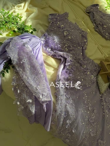 فستان سهرة موف مطرز