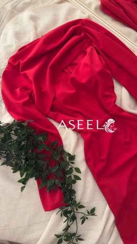 فستان ناعم احمر