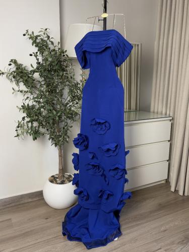 فستان ازرق سهره مع ورود