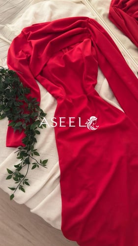 فستان ناعم احمر