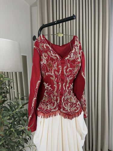 طقم اوفر هول مطرز