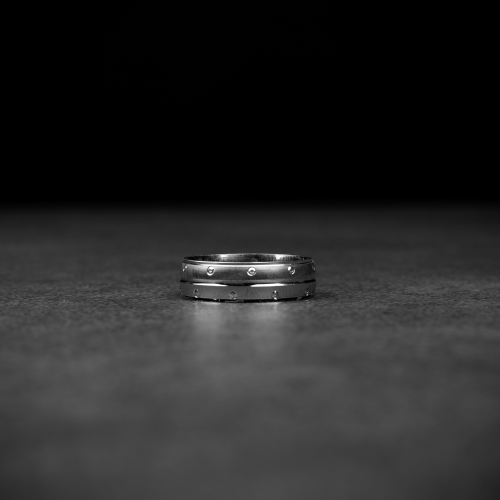 دبلة فضة عيار 925 منقطة