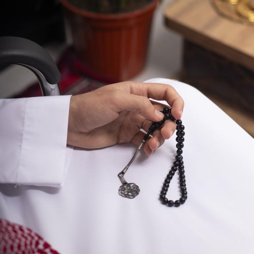 سبحة بكلايت أسود مع طربزونة فضة