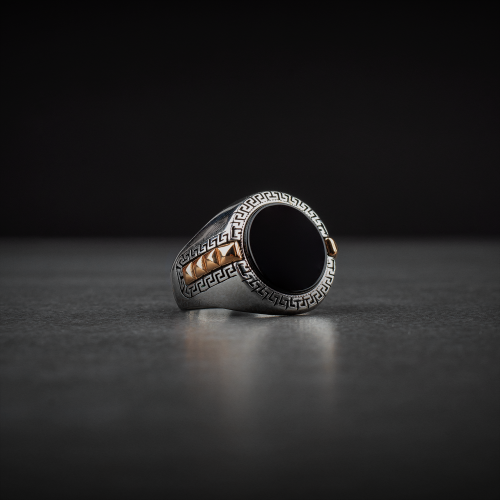 خاتم رجالي فضة استرليني مزين بحجر أونيكس أسود