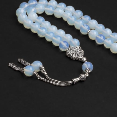 سبحة بحجر اوبال مع شكة فضة 10 مل