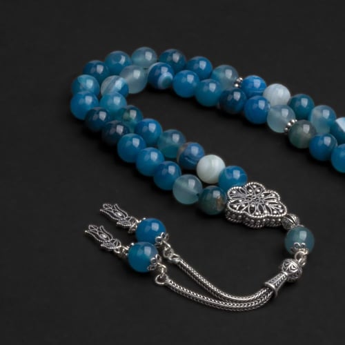 سبحة بحجر عقيق أزرق مع شكة فضة 8مل