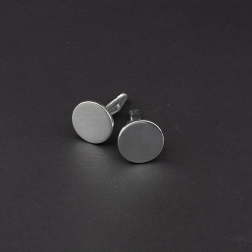 كبك رجالي فضة مع تصميم دائري