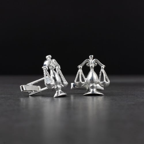 كبك رجالي فضة مع تصميم ميزان