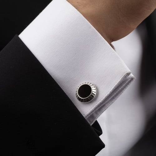 كبك رجالي فضة مع حجر أونيكس أسود