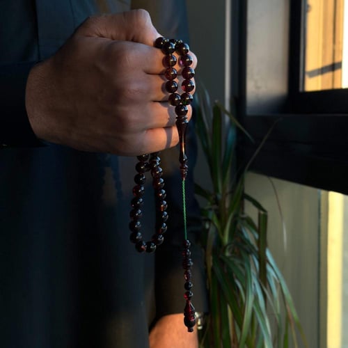 سبحة بكلايت احمر داكن لامع