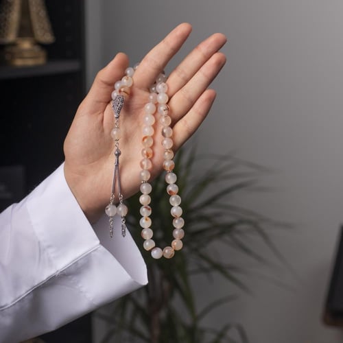 سبحة بحجر عقيق يمني مع شكة فضه 10 مل