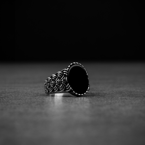 خاتم رجالي فضة مزين بحجر الأونكس الأسود المضغوط ون...