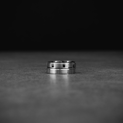 دبلة فضة عيار 925 دائرية بنقوش لوركس