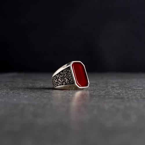خاتم رجالي فضة استرليني مزين بحجر عقيق احمر