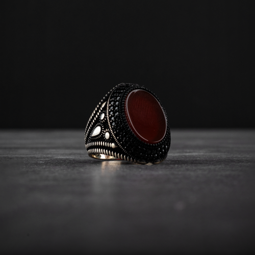 خاتم رجالي فضة استرليني مزين بحجر عقيق أحمر