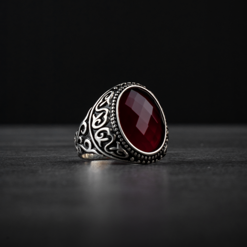 خاتم رجالي فضة استرليني مزين بحجر زيركون احمر