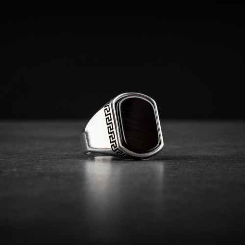 خاتم رجالي فضة استرليني مزين بحجر أونيكس أسود