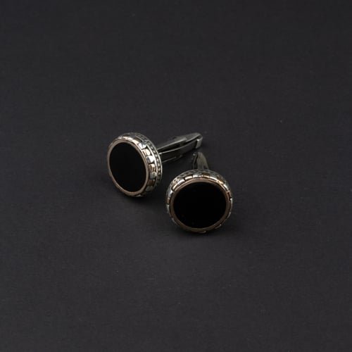 كبك رجالي فضة مع حجر أونيكس أسود