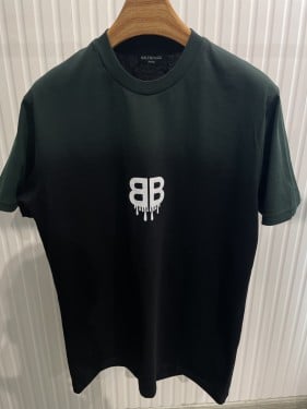 تيشيرت Balenciaga