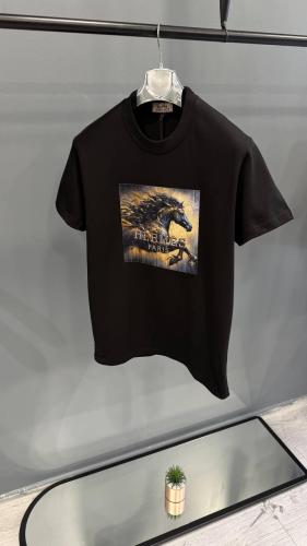 تيشيرت وHermès