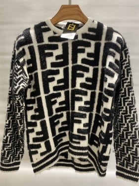 بلوفر Fendi