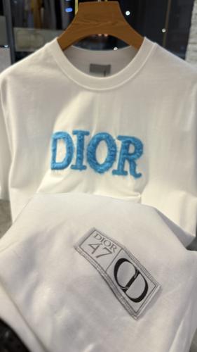 تيشيرت DIOR