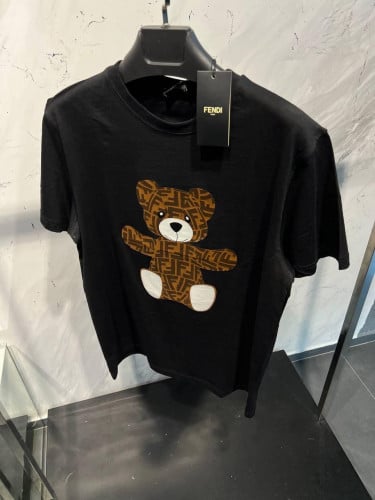 تيشيرت FENDI
