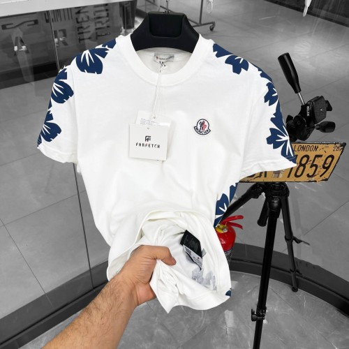 تيشيرت Moncler