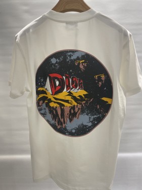 تيشيرت Dior