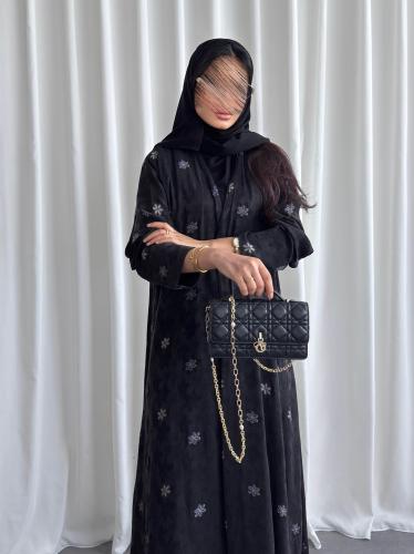 لوسيل فيسكوز طبيعي اسود بورود ذهبية