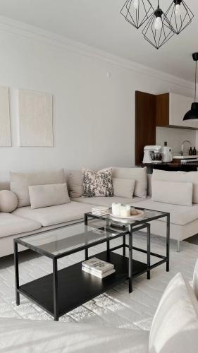 طقم طاولة ضيافه